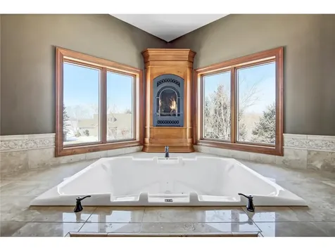 1209 Lewis SW Hutchinson MN 55350