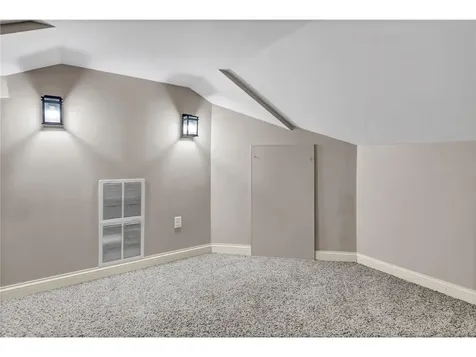 1209 Lewis SW Hutchinson MN 55350