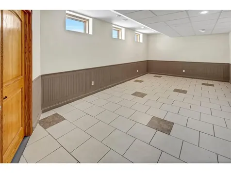 1209 Lewis SW Hutchinson MN 55350