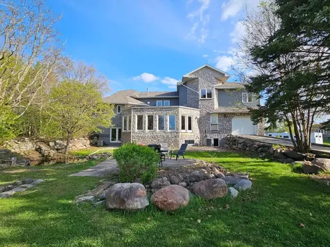 1209 Lewis SW Hutchinson MN 55350