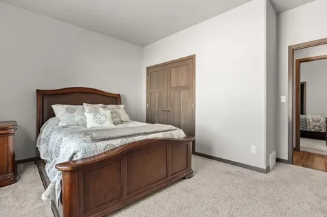 2089 67th Avenue S Fargo ND 58104