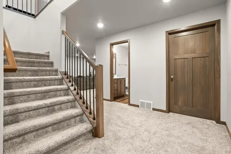 2089 67th Avenue S Fargo ND 58104