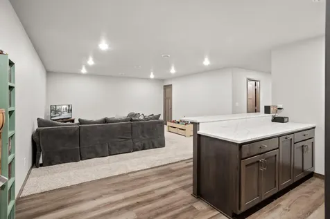 2089 67th Avenue S Fargo ND 58104