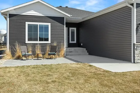 2089 67th Avenue S Fargo ND 58104