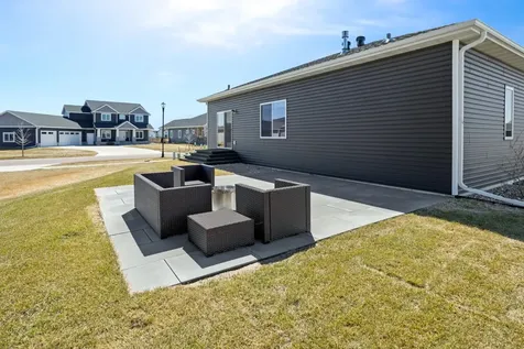 2089 67th Avenue S Fargo ND 58104