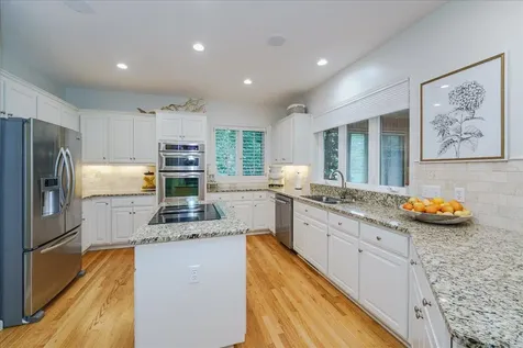 7806 Bush Lake Drive Bloomington MN 55438