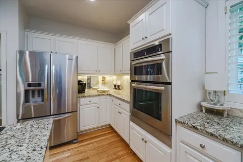 7806 Bush Lake Drive Bloomington MN 55438