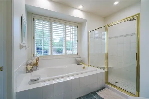 7806 Bush Lake Drive Bloomington MN 55438