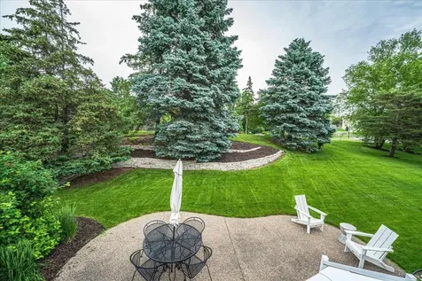 7806 Bush Lake Drive Bloomington MN 55438