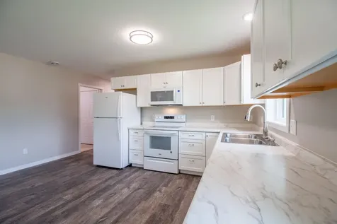 528 E St Charles Avenue Fergus Falls MN 56537