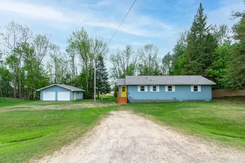 28457 Splithand Road Grand Rapids MN 55744