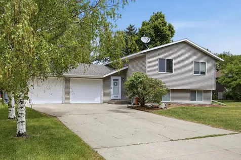 3022 14th Avenue S Moorhead MN 56560