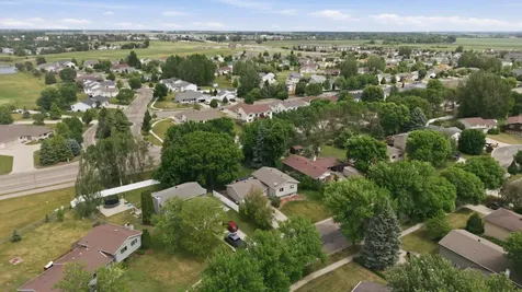 3022 14th Avenue S Moorhead MN 56560