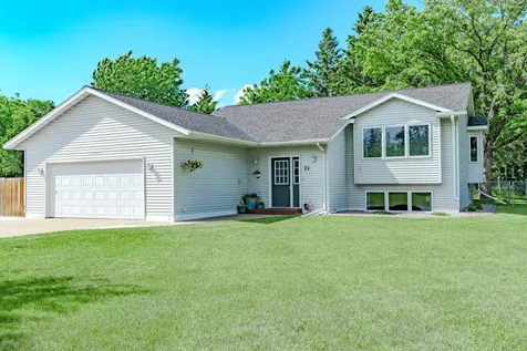 73 St Joseph Lane Little Falls MN 56345