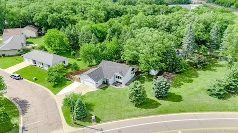 73 St Joseph Lane Little Falls MN 56345