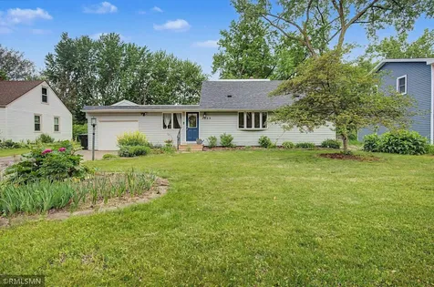 2299 Knoll Drive Mounds View MN 55112