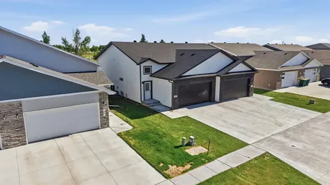 69 Cedar Drive Mapleton ND 58059