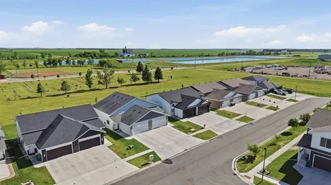 69 Cedar Drive Mapleton ND 58059