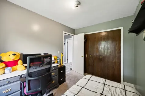 1613 Lyn Curve Avenue N Minneapolis MN 55411