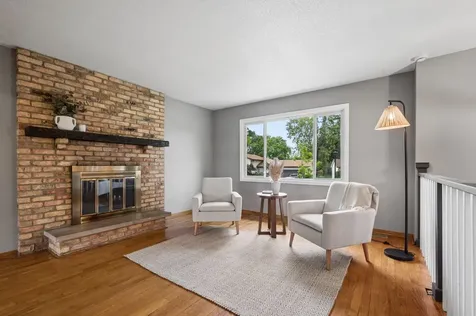 1613 Lyn Curve Avenue N Minneapolis MN 55411