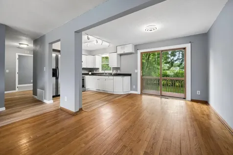 1613 Lyn Curve Avenue N Minneapolis MN 55411