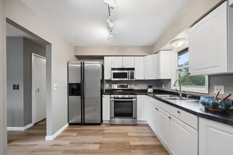 1613 Lyn Curve Avenue N Minneapolis MN 55411