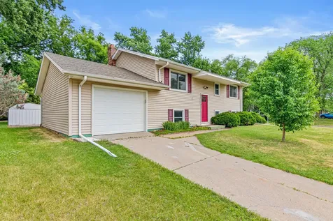 2533 103rd Avenue NW Coon Rapids MN 55433