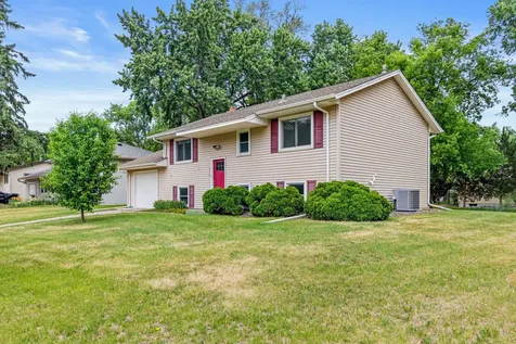 2533 103rd Avenue NW Coon Rapids MN 55433