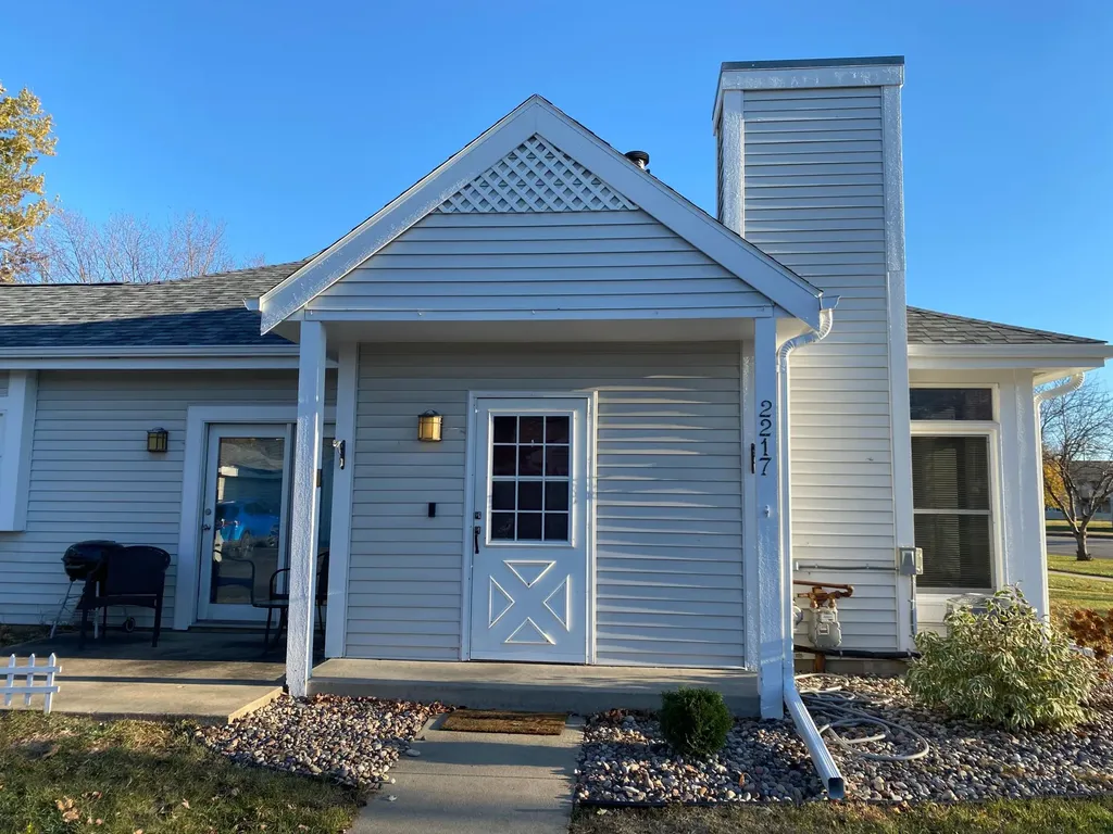 2217 Valleyhigh Drive NW Rochester MN 55901