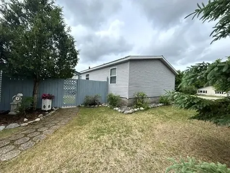 8 6th Avenue NW Deer River MN 56636