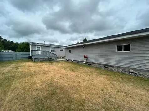 8 6th Avenue NW Deer River MN 56636