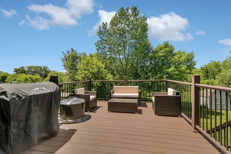 984 Waters Edge Circle Avon MN 56310