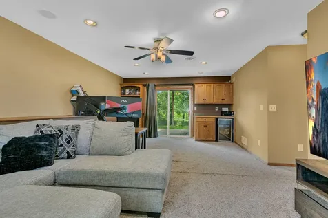 984 Waters Edge Circle Avon MN 56310