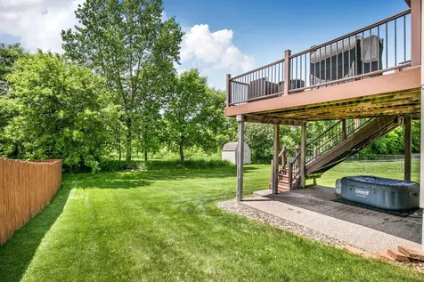 984 Waters Edge Circle Avon MN 56310