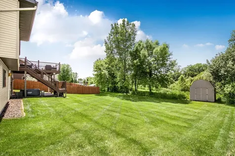 984 Waters Edge Circle Avon MN 56310