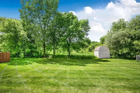 984 Waters Edge Circle Avon MN 56310