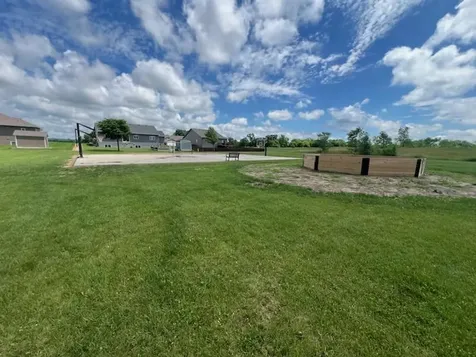 984 Waters Edge Circle Avon MN 56310
