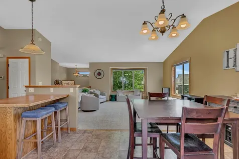 984 Waters Edge Circle Avon MN 56310