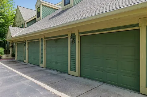 15735 26th Avenue N Plymouth MN 55447