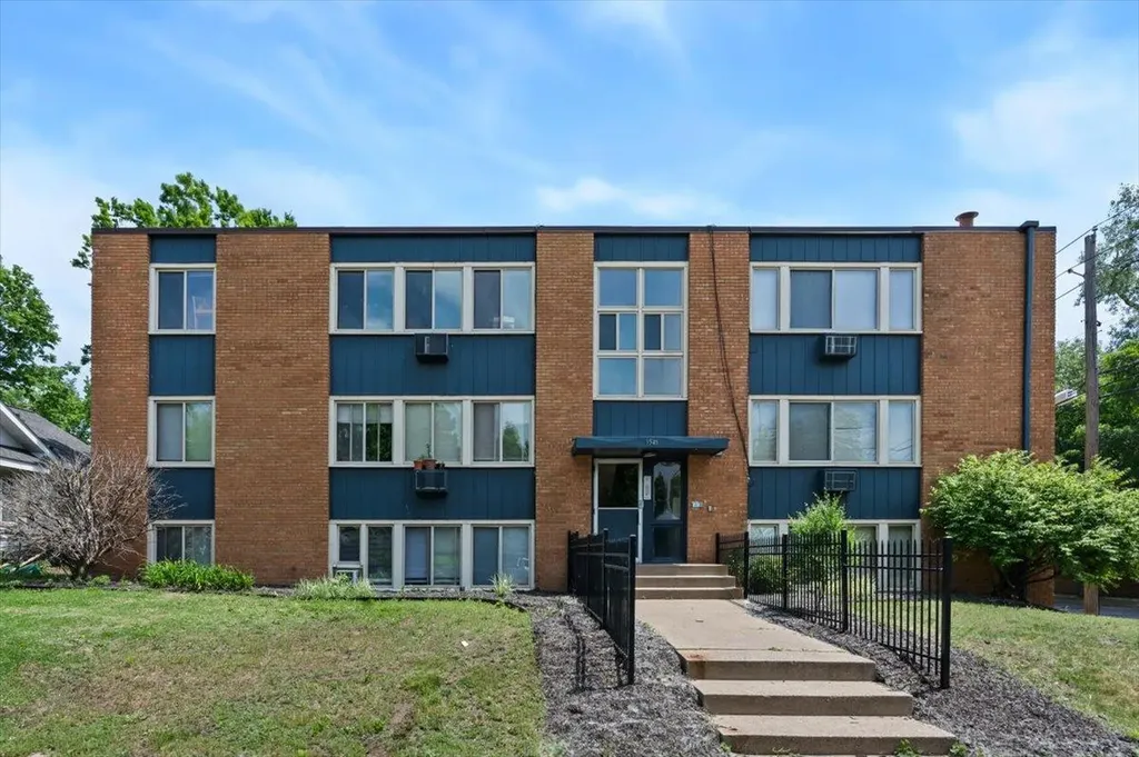 3545 12th Avenue S Minneapolis MN 55407