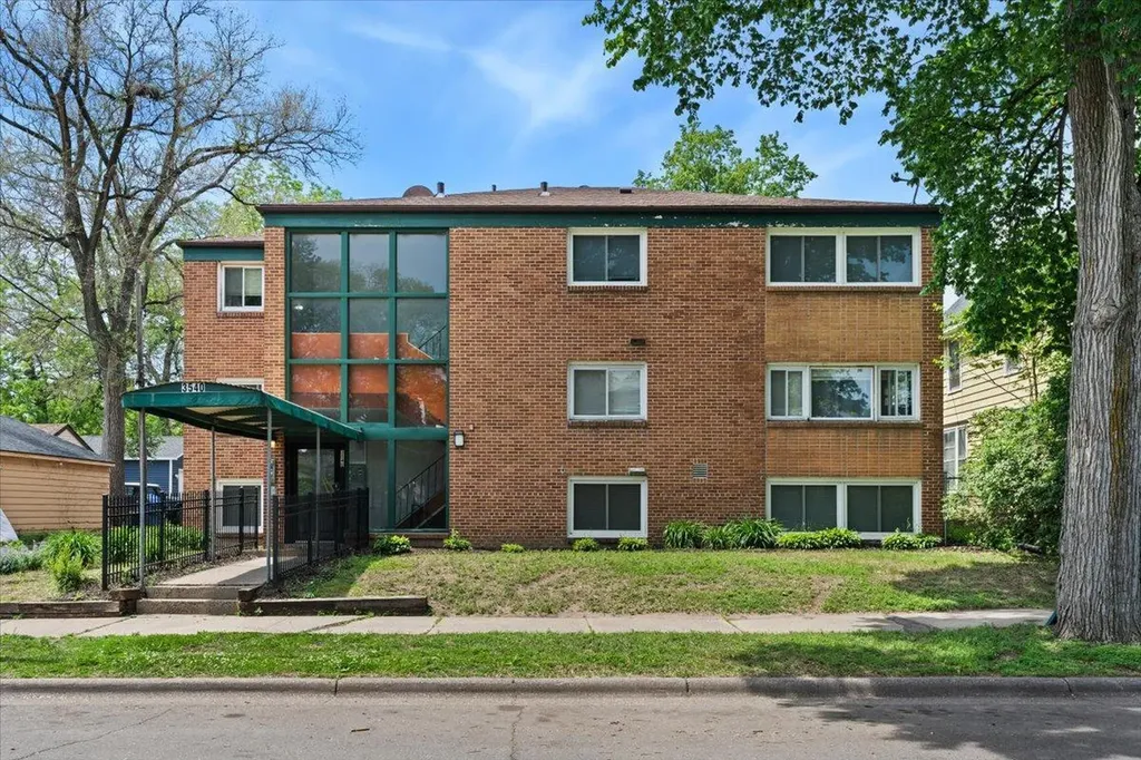 3540 11th Avenue S Minneapolis MN 55407