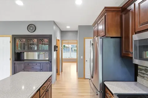 6123 169th Street W Lakeville MN 55024
