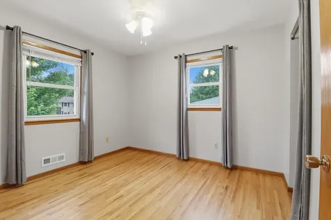 9306 Oakland Avenue S Bloomington MN 55420