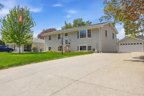 9306 Oakland Avenue S Bloomington MN 55420