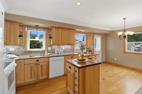 9306 Oakland Avenue S Bloomington MN 55420