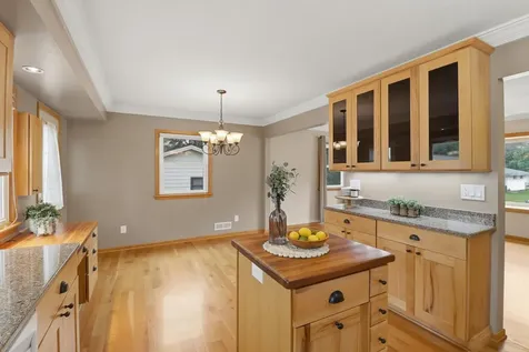 9306 Oakland Avenue S Bloomington MN 55420