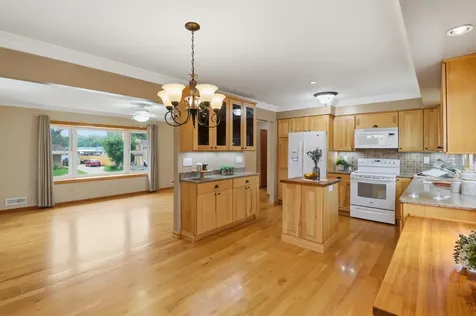 9306 Oakland Avenue S Bloomington MN 55420