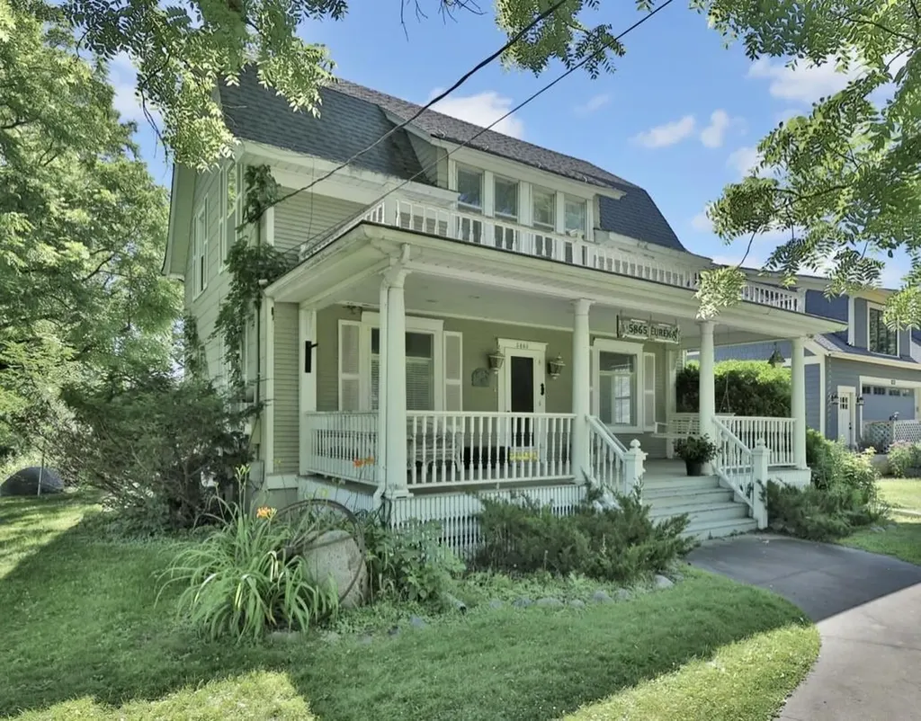 5865 Eureka Road Shorewood MN 55331