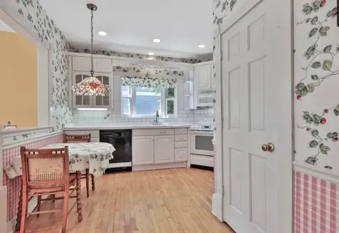 5865 Eureka Road Shorewood MN 55331