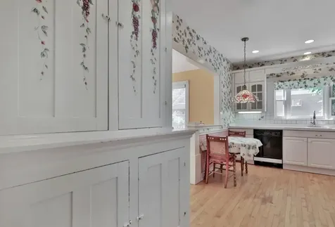 5865 Eureka Road Shorewood MN 55331